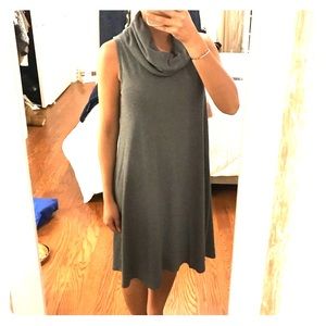 Gray sleeveless sweater dress